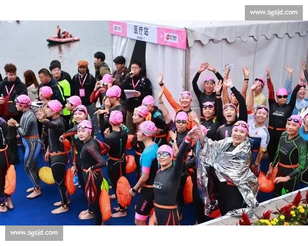 粉动十三陵!“她铁” 开赛奏响 “体育 + 文旅” 新章